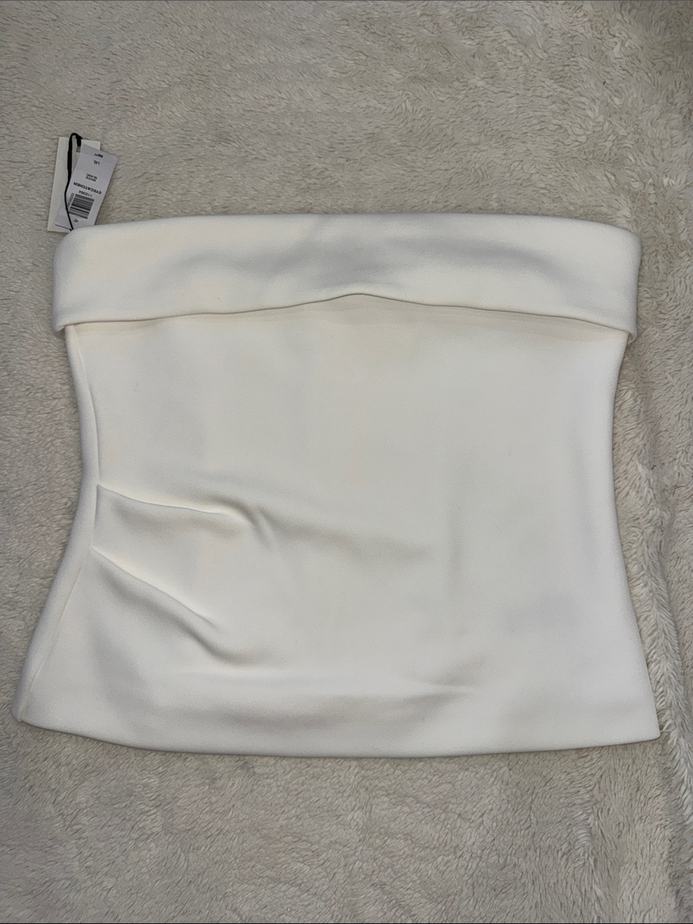 Aritzia Women’s Strapless White tune top